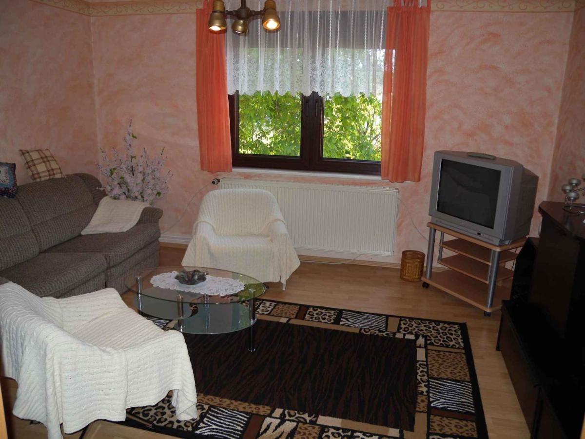 Apartment In Bergen Auf Ruegen 2835 Bergen Auf Rugen Exteriör bild